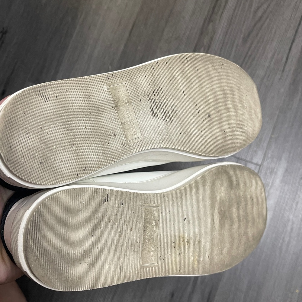 Kurt Geigers Womens Size 7 Laney White Sneaker - Picture 3 of 5